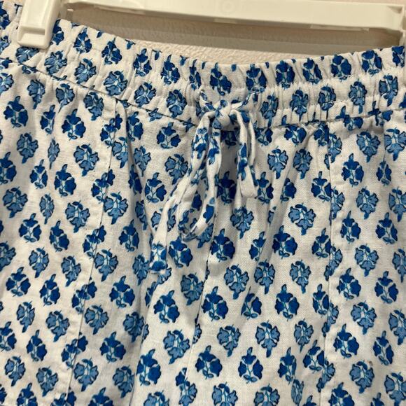 J.Crew Linen Blend Blue White Tile Print Shorts SZ S Summer Vacation Beachwear - Picture 3 of 11
